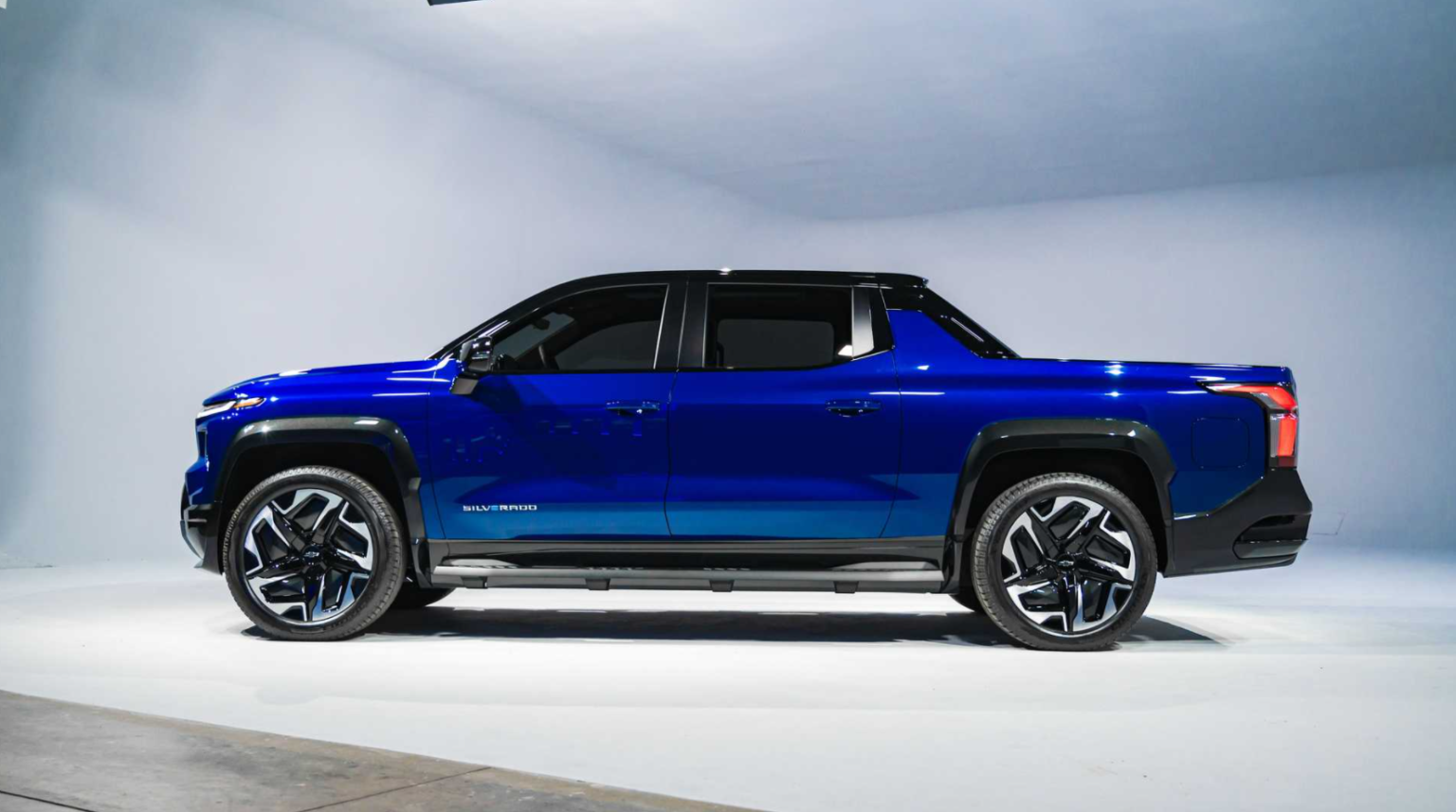 2024 Chevy Silverado Electric