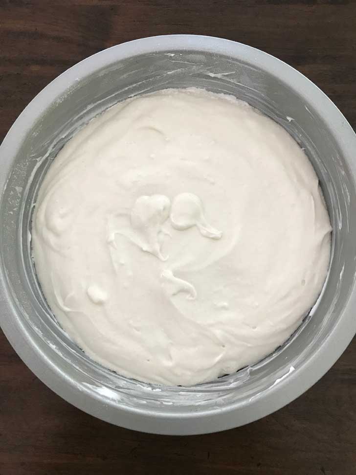 Betty Crocker Silver White cake batter.