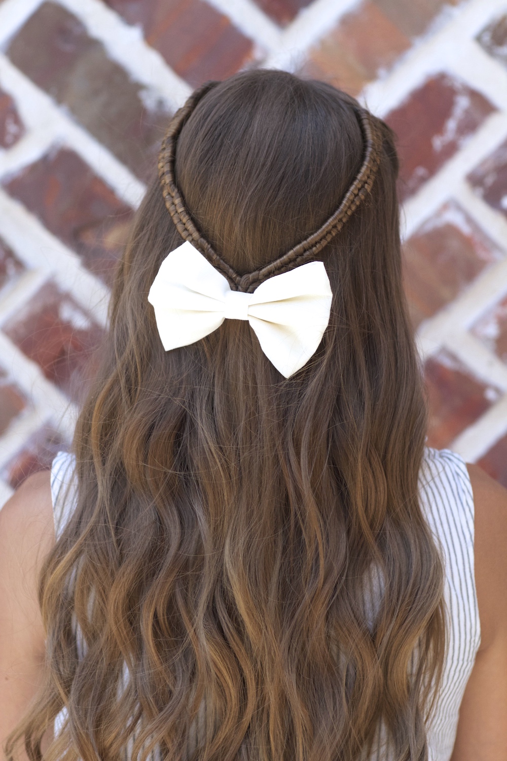 Infinity Braid Tieback | Back-to-School Hairstyles - Cute Girls ...