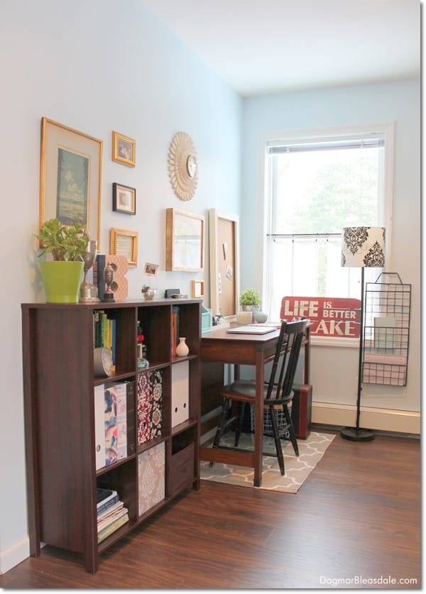 decorating a bedroom office nook. DagmarBleasdale.com