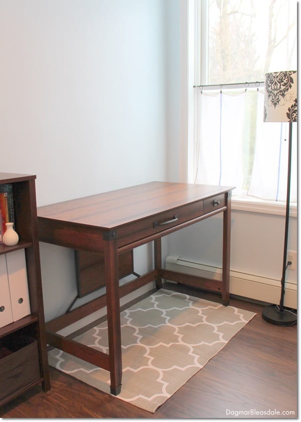 decorating a bedroom office nook. DagmarBleasdale.com