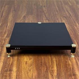 View a larger image of the VTI 3 Post Amp Stand (Gold Cap, Black Pole, Black Shelf) BL304GB-01 here.