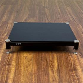 View a larger image of the VTI BL404SB-01 BL Series AMP Stand (Silver Cap Black Pole Black Shelf).