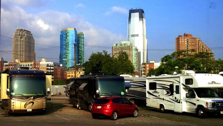 RV Urban Camping