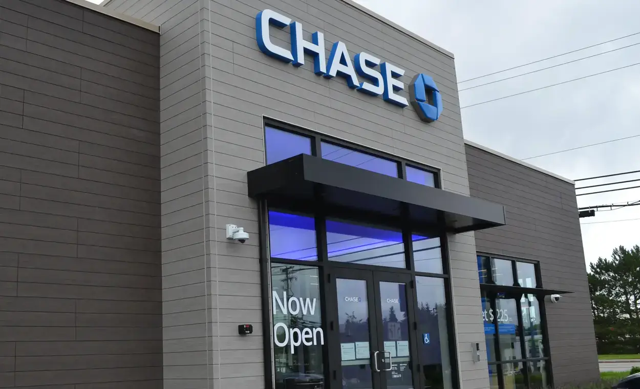 chase routing number california