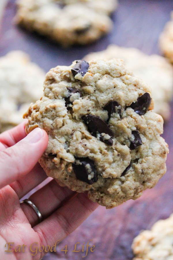 gluten free oatmeal chocolate chunk cookies\