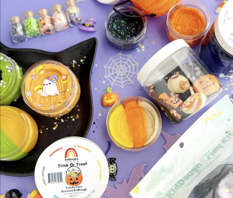 Earth Grown KidDoughs Sensory Play Kits Review.