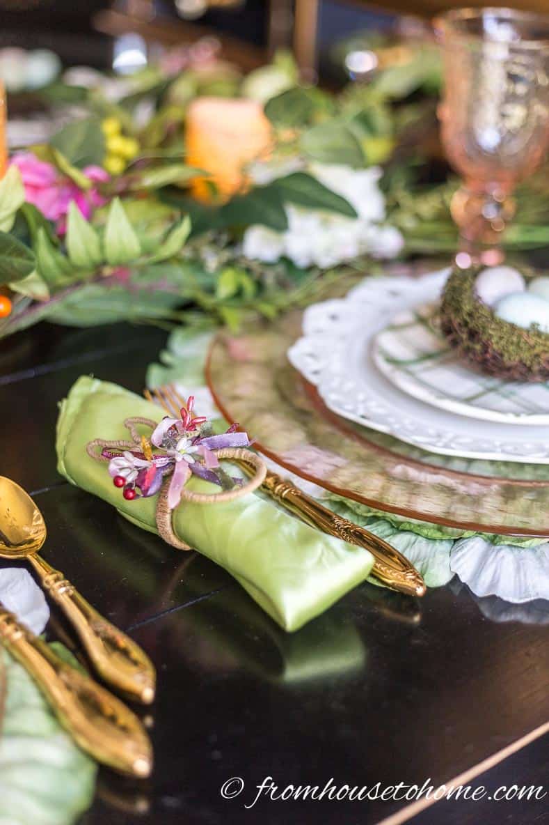 Easter bunny napkin ring