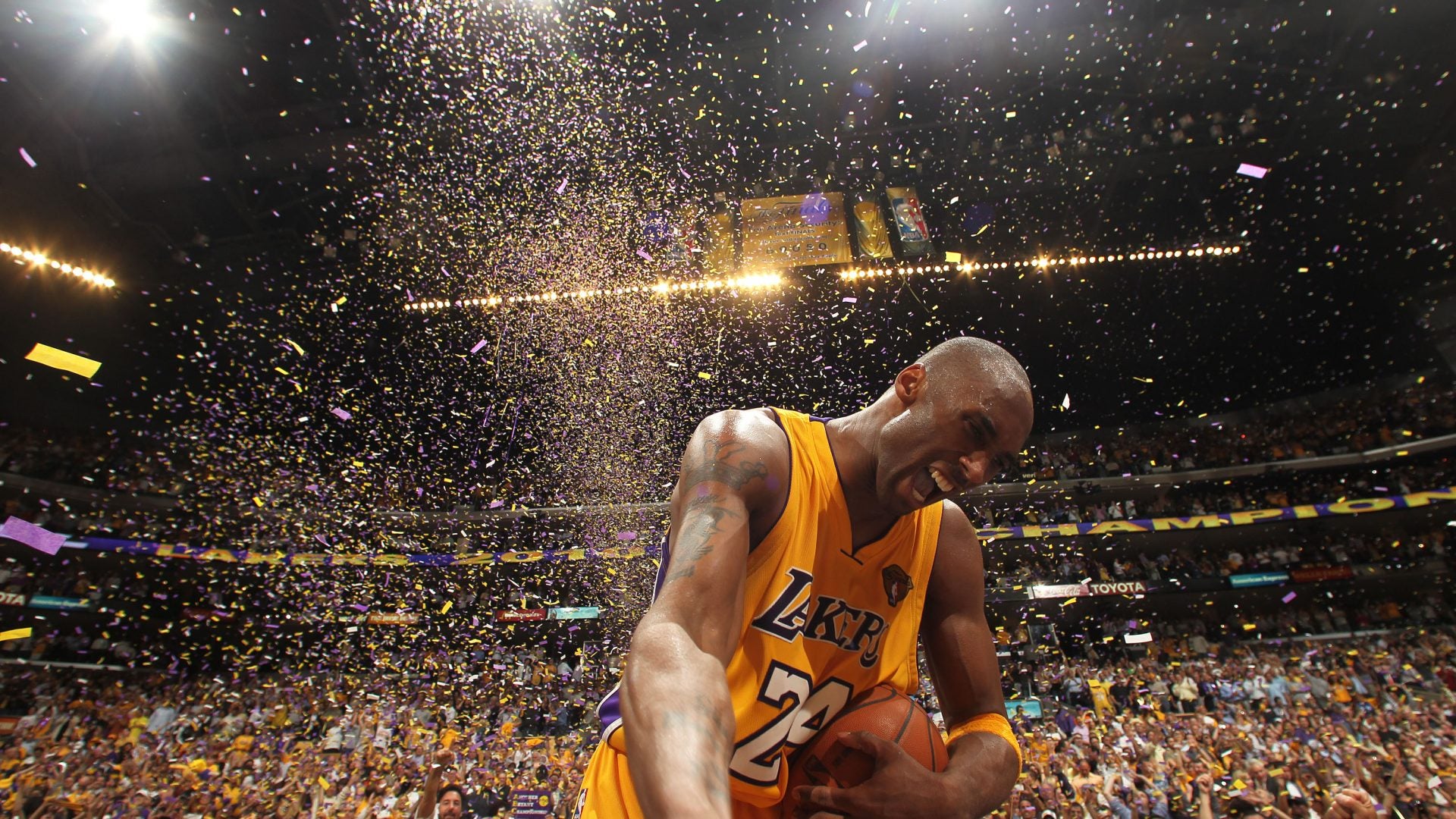 Kobe Bryant To Be Inducted Into Basketball Hall Of Fame