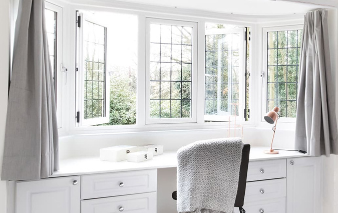 Bay window with leaded glass