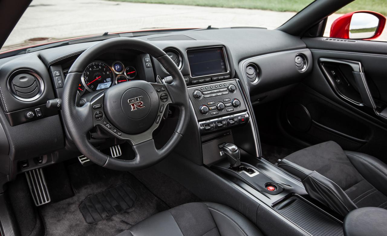 R35 Interior