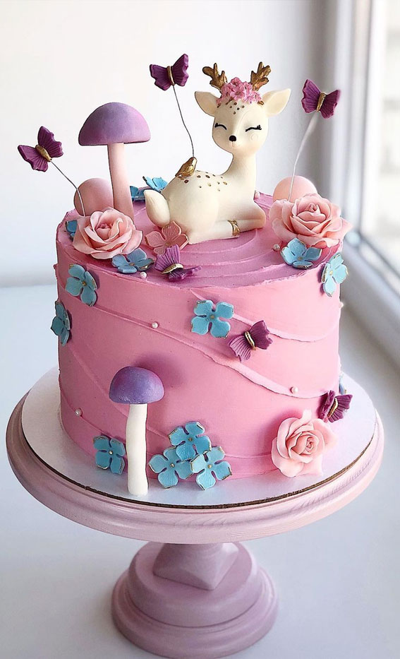 54 Jaw-Droppingly Beautiful Birthday Cake : Forest wonderland cake