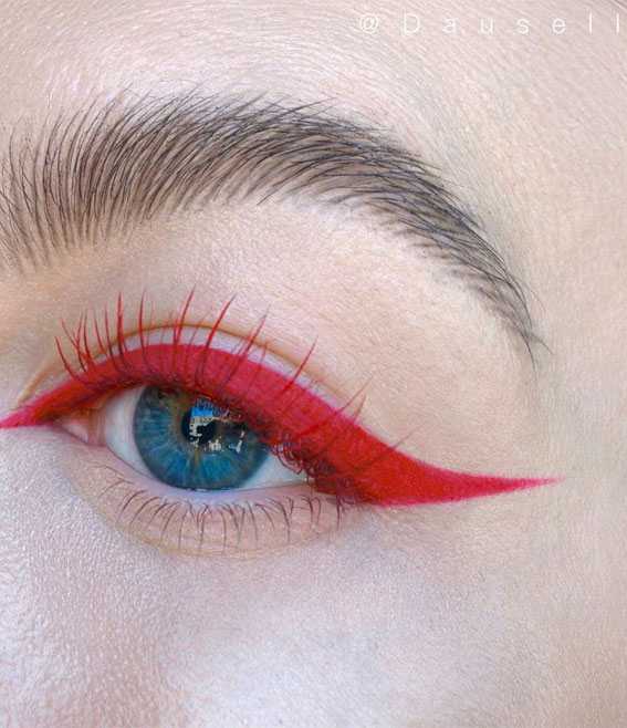 Latest Eye Makeup Trends You Should Try In 2021 : Red Eyeshadow Look