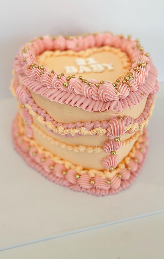 50 Lambeth Cake Ideas for Masterful Cake Decorating : Soft Peach & Pink Buttercream