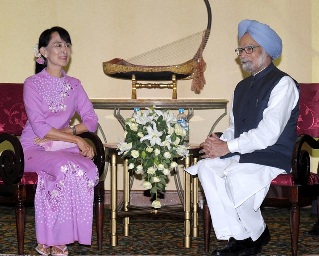 PM delivers letter from Sonia to Suu Kyi, beacon of democracy in ...