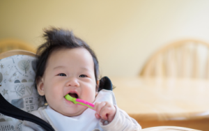 Baby-led weaning