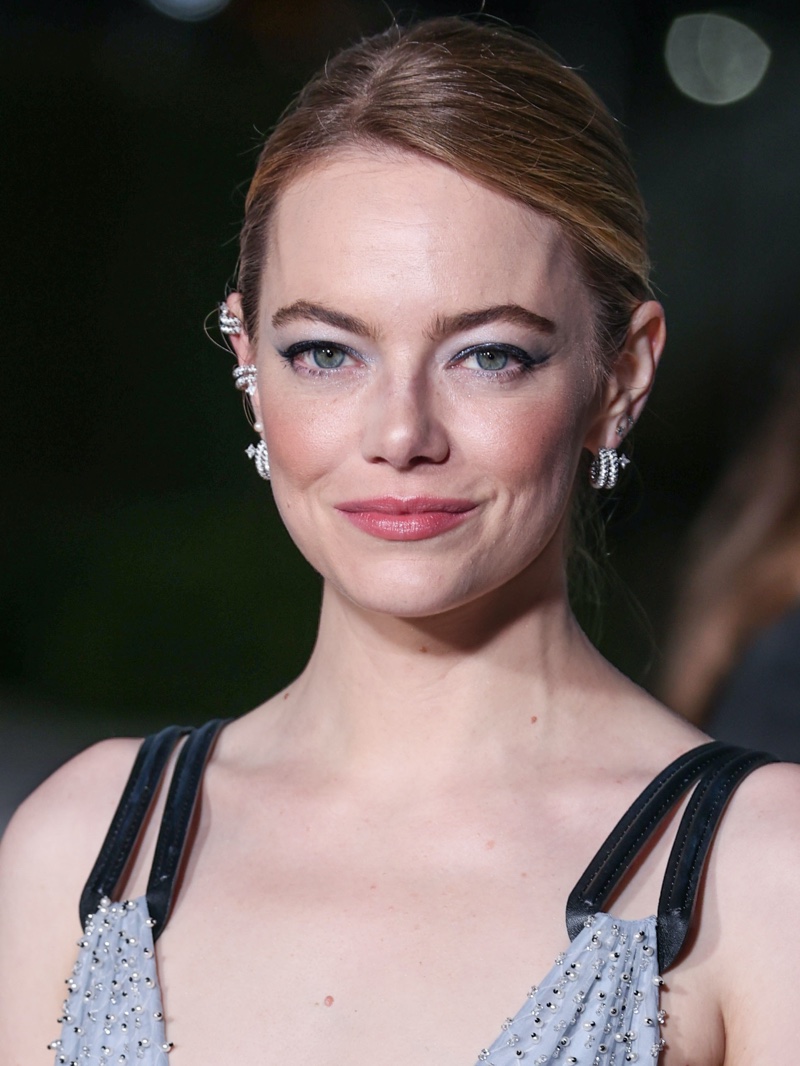 Emma Stone Hair Highlights 2022