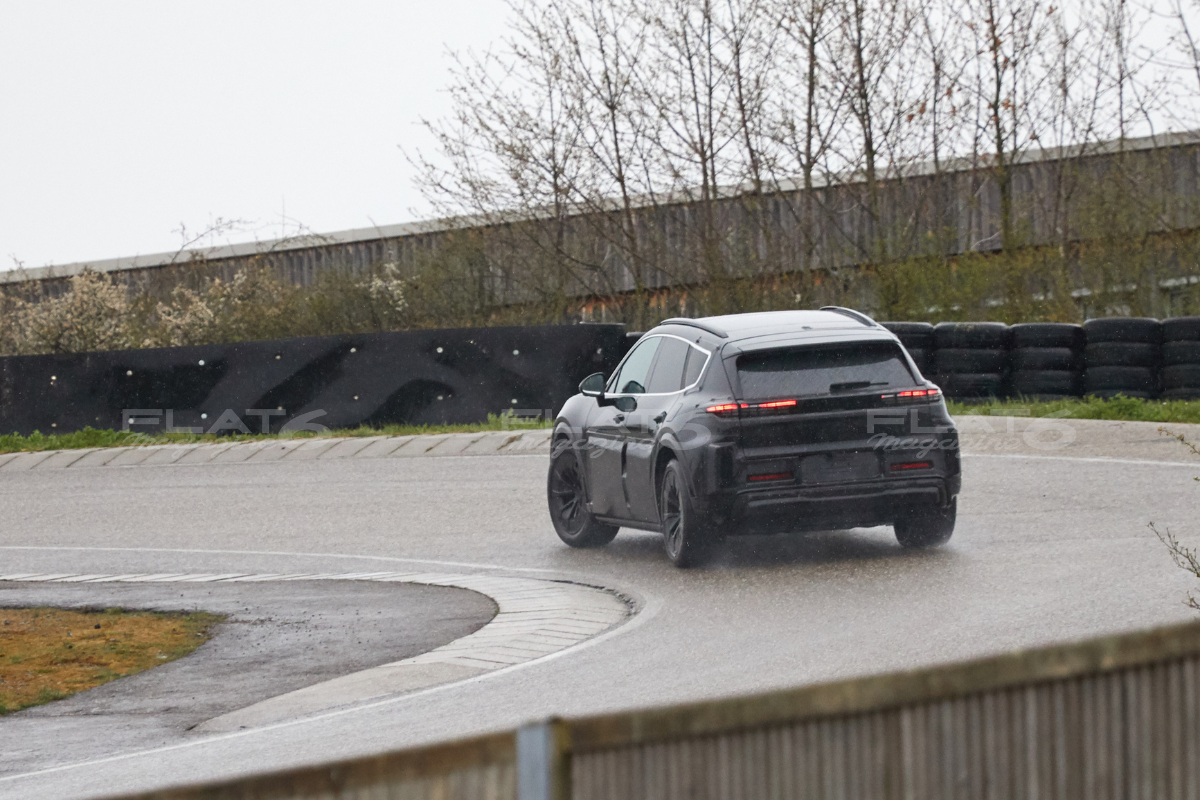 Porsche k1 suv spyshot