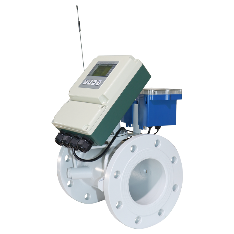 Dual channel ultrasonic flow meter with GPRS