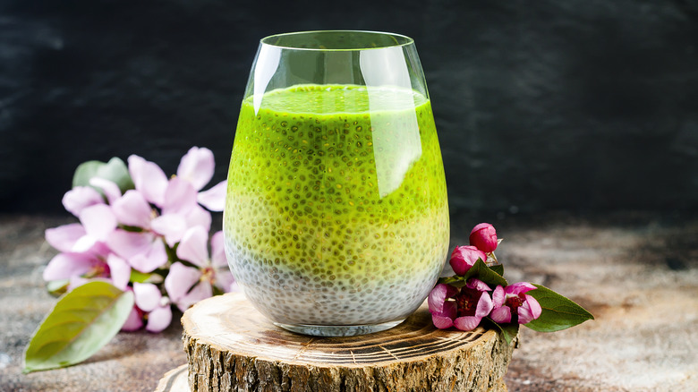 Chia matcha green tea pudding 