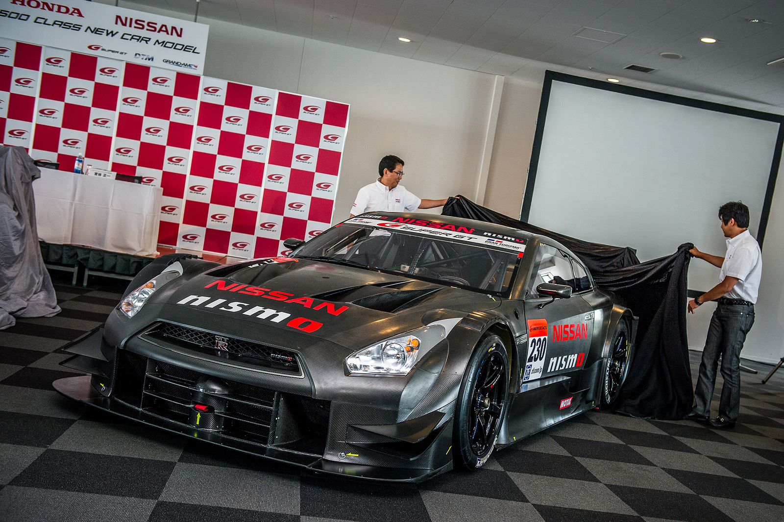 Nissan Cars - News: 2014 GT-R Nismo GT500 racer