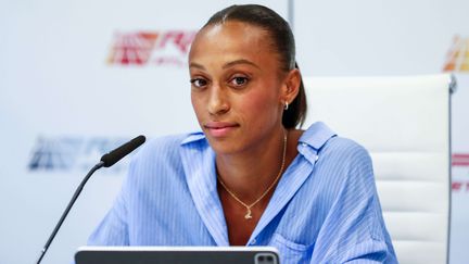 L'athlète espagnole Ana Peleteiro participe à une conférence de presse, le 18 septembre 2024, à Madrid (Espagne). (IRINA R HIPOLITO / AFP7 / SHUTTERSTO / SIPA)