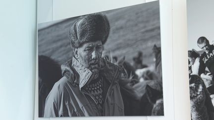 Dans l'exposition "Sveit, l'âme de l'Islande", le photographe Bruno Compagnon explore les rites ruraux de l'île. (France 3 Normandie : S. Daniel / S. Lemaire / H. Jacques / E. Desrame)