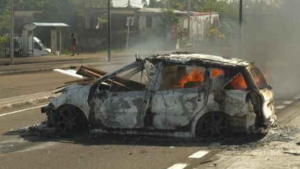 La procureure de la République en Martinique a dressé sur France Inter le bilan des violences qui ont eu lieu sur l'île ces derniers jours, avec notamment la mort de deux motards dans la nuit de jeudi à vendredi.