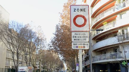 L'entrée d'une Zone à faibles émissions à Marseille (Bouches-du-Rhône) le 5 janvier 2023. (PENNANT FRANCK / MAXPPP)