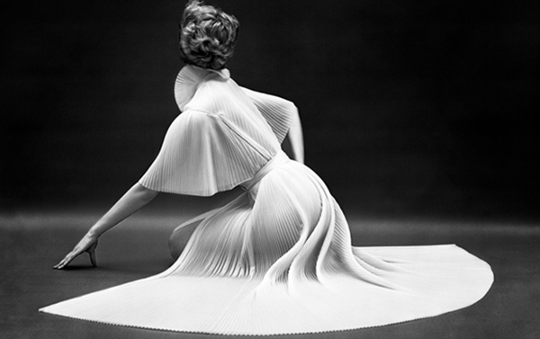 “Fashion” Vanity Fair Gown circa 1953 © 2000 Mark Shaw