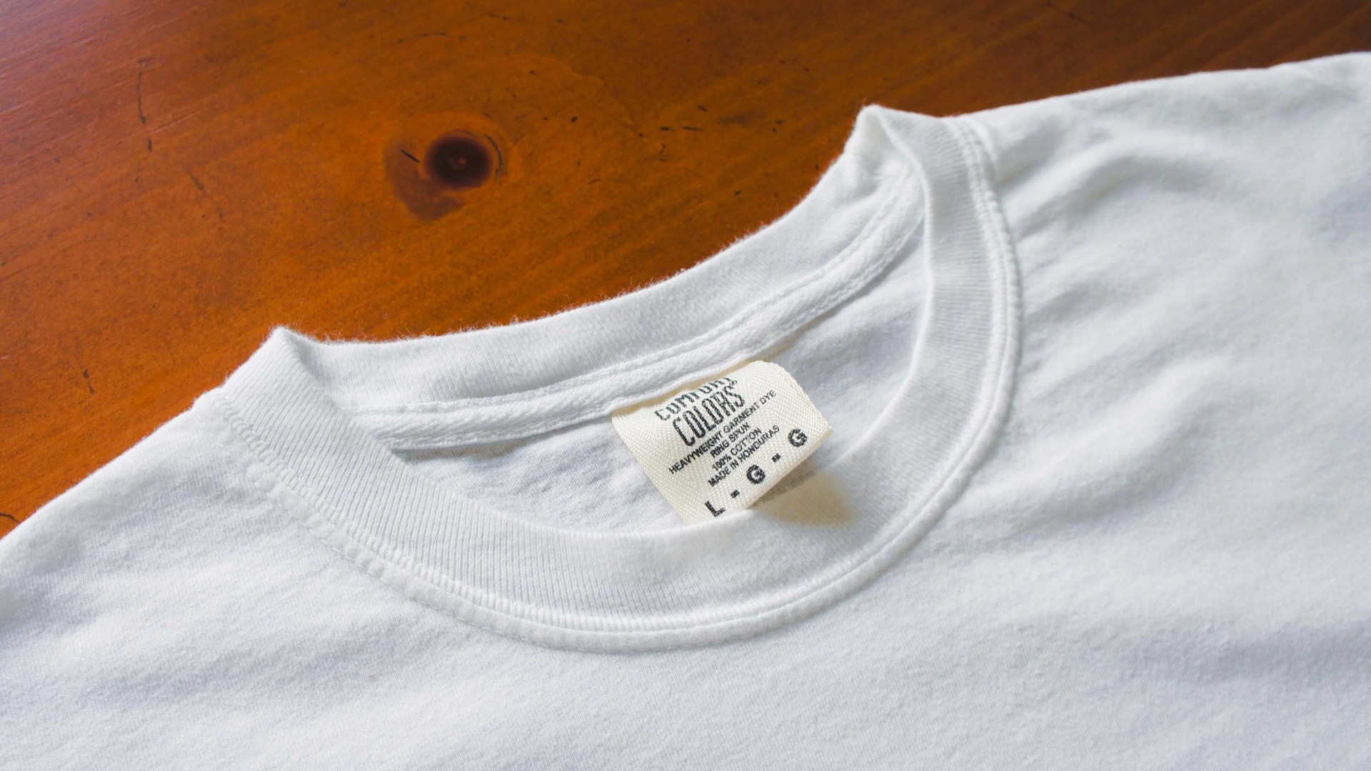 Close up of a white t-shirt collar