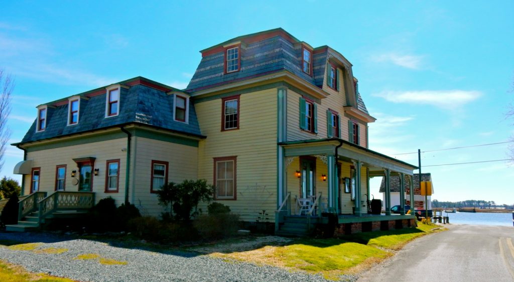 Whitehaven Hotel exterior, MD