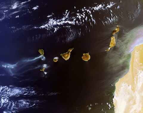 Ver la imagen en tamaño más grande de: Mapa de las las Islas Canarias (satelital)