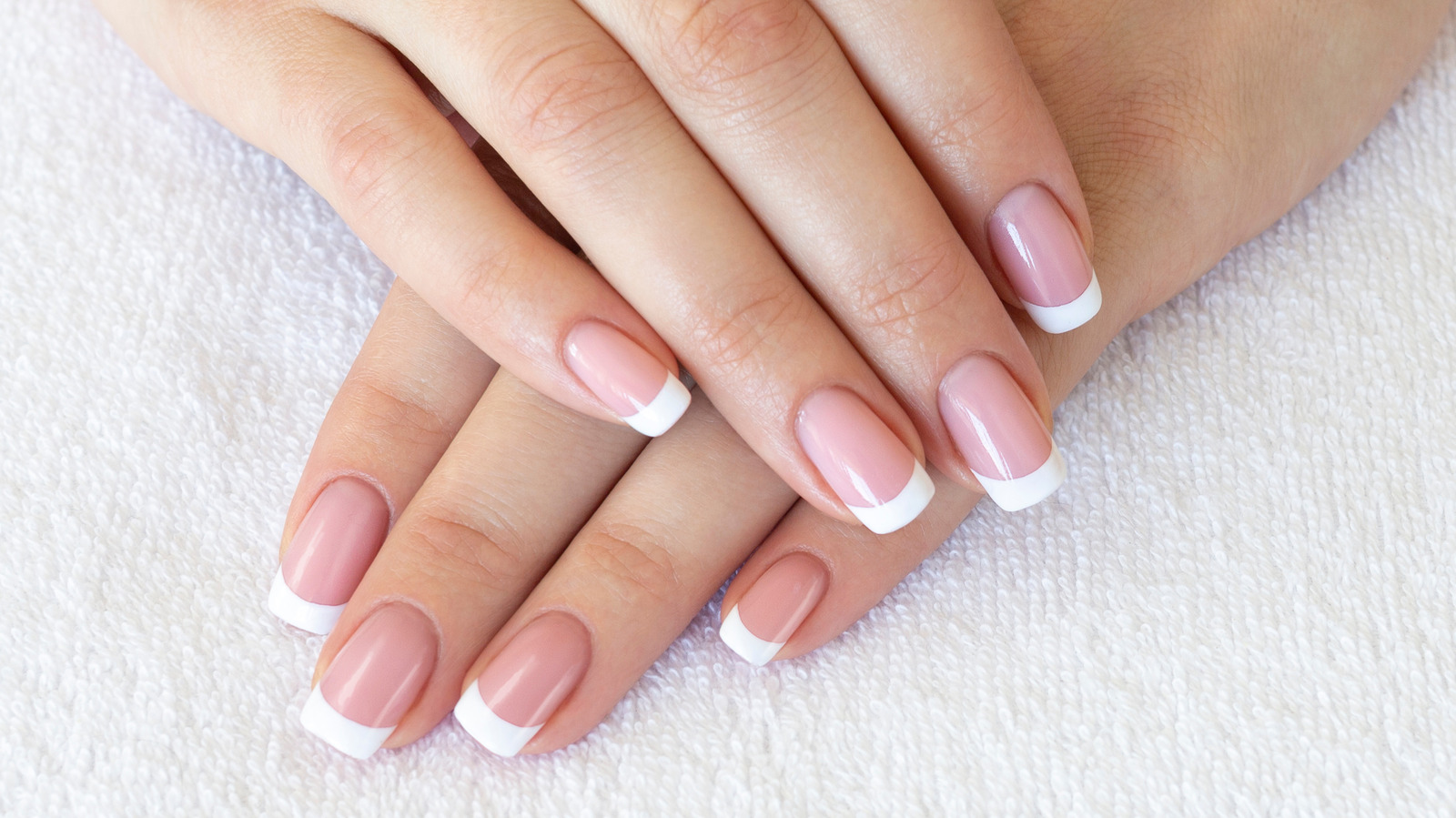 The Classic French Manicure Has A Multi-Dimensional New Remix