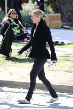 Ellen Pompeo - Filming Grey's Anatomy Season 20 filming in Los Angeles