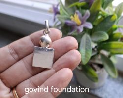 Silver Silver ball with Square piece pendant Silver Square piece locket with ball