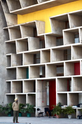 A rectilinear honeycomb, Chandigarh's High Court ©Edmund Sumner