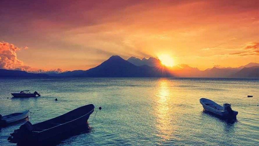 Cómo puedes ayudar a salvar el Lago de Atitlán en Guatemala