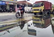 Penyebab genangan air bau tak sedang di Jalan Perintis Kemerdekaan Kota Banjar