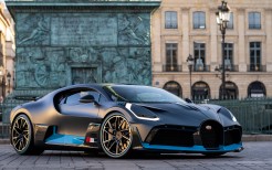 Bugatti Divo in Paris 4K