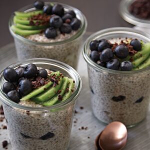 Chocolate vanilla chia pudding