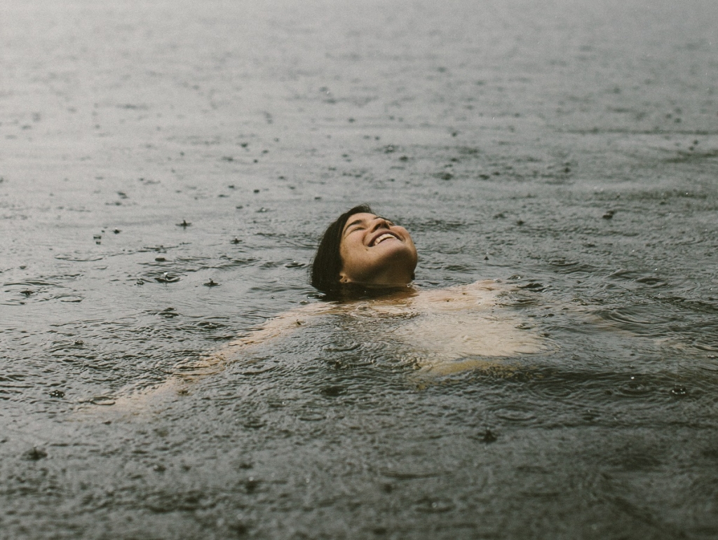 Swimming in Kennedy Lake | Graeme Owsianski