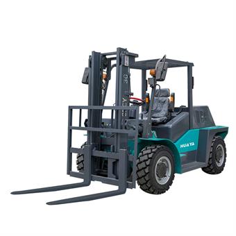 FT4x4 Terrain Forklift CPC30-50