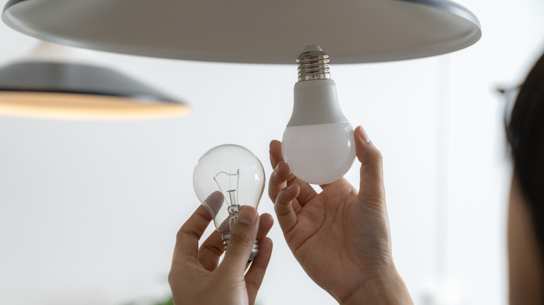 Switching an incandescent light bulb to LED