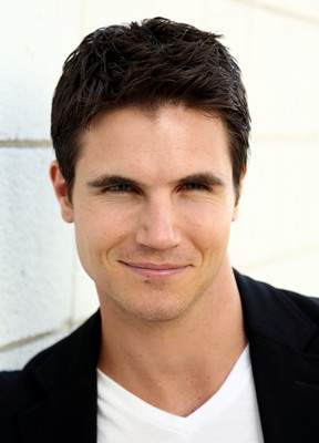 Robbie Amell poster