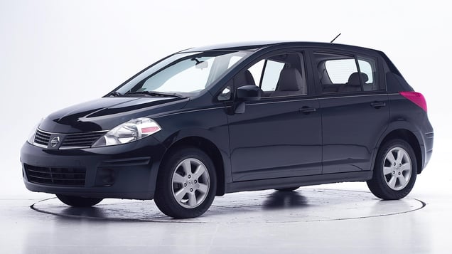 2011 Nissan Versa 4-door hatchback