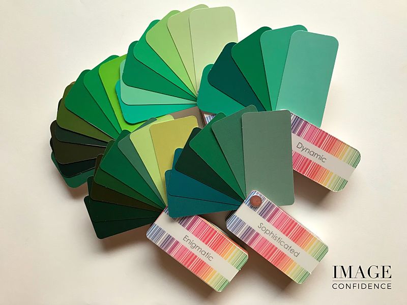 Display of different shades of green from 5 colour swatches