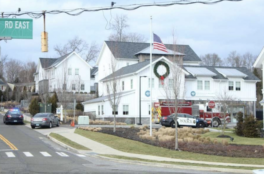 A woman was stabbed on the afternoon of Jan. 6 in the New Beauty Wellness parking lot. Police arrested the perpetrator and took him into police custody. 