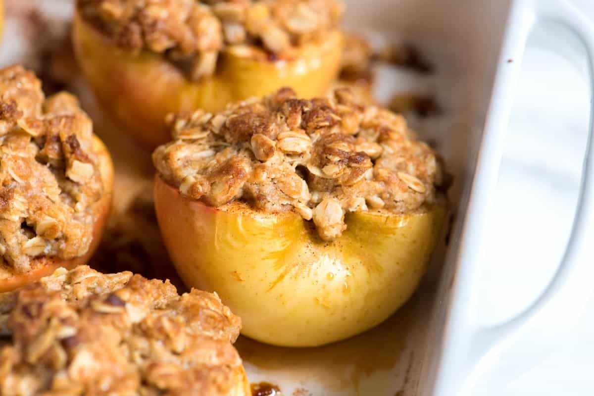 Easy Cinnamon Baked Apples