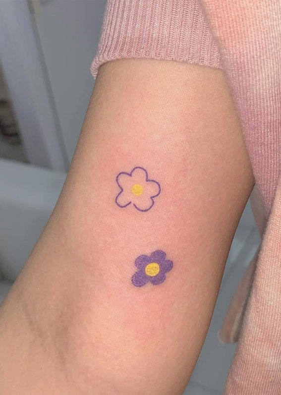 70+ Beautiful Tattoo Designs For Women : Flower Doddles